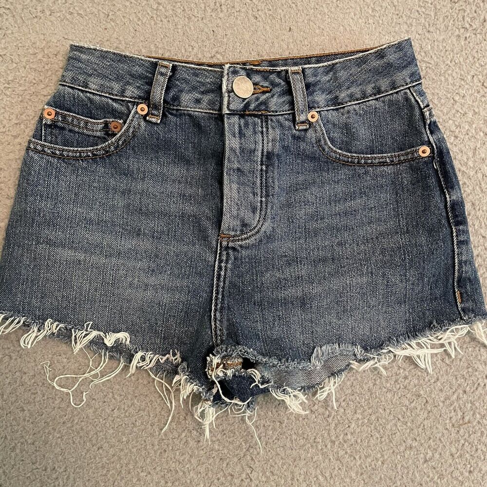 Asos Denim Womens Size 0 Frayed Cutoff Button Fly Shorts Medium Wash Mid Rise